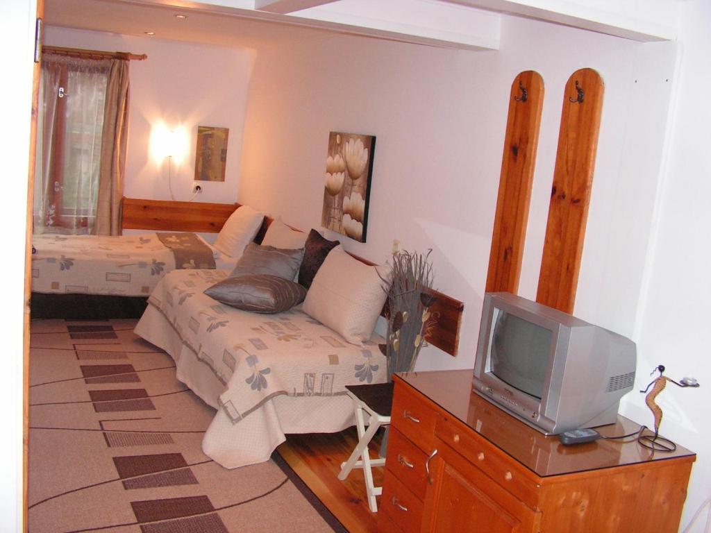 Guest House Voyno Dobrinisjte Rom bilde
