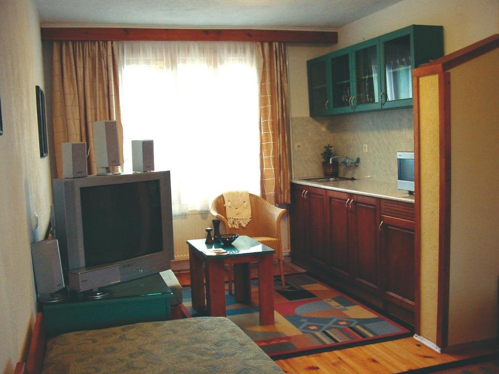 Guest House Voyno Dobrinisjte Rom bilde